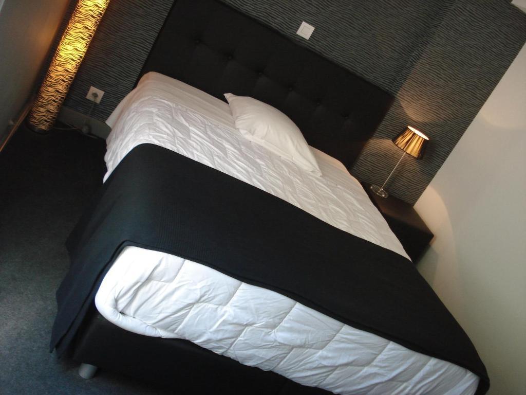 Hotel La Fayette Rochefort Δωμάτιο φωτογραφία